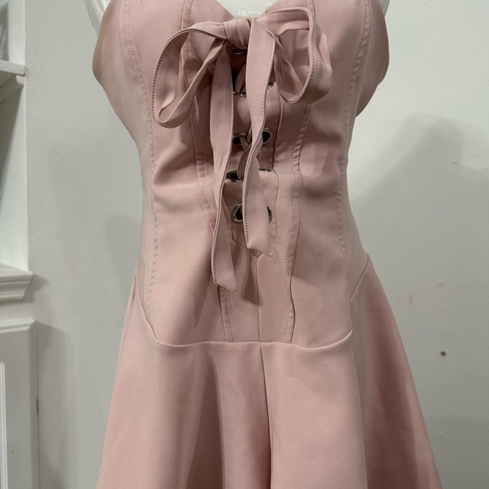 Windsor Feminine lace-up romper- size L